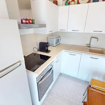 Grand Avec Terrasse Proche Centre Et Plages - Fr-1-196-374 * Roquebrune-Cap-Martin